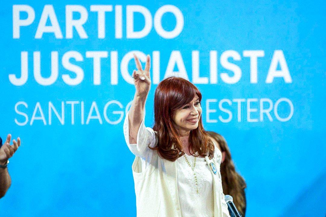 Reuniones en la sede del PJ- CGT gobernadores y legisladores nacionales en defensa de Cristina Kirchner