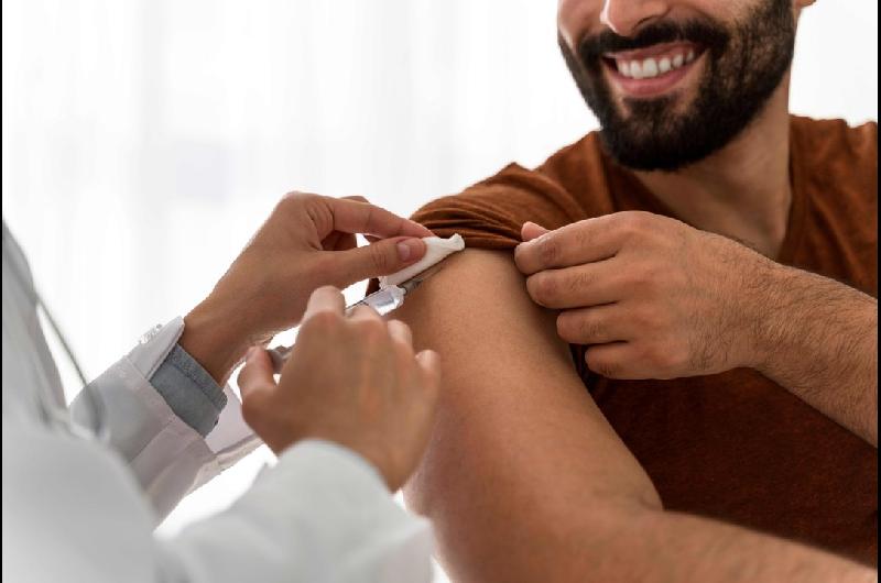 Cuidados ante la llegada del invierno- iquestQuieacutenes deben darse la vacuna antigripal 