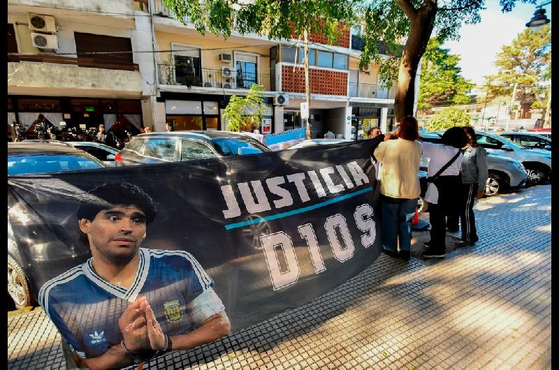 Jornada clave en el caso Maradona- este jueves se sortea el tribunal que asumiraacute la reanudacioacuten del juicio
