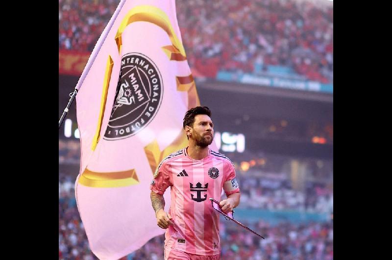 Alarma en Inter Miami- Messi se lesionoacute en la praacutectica y es duda para el partido con Porto