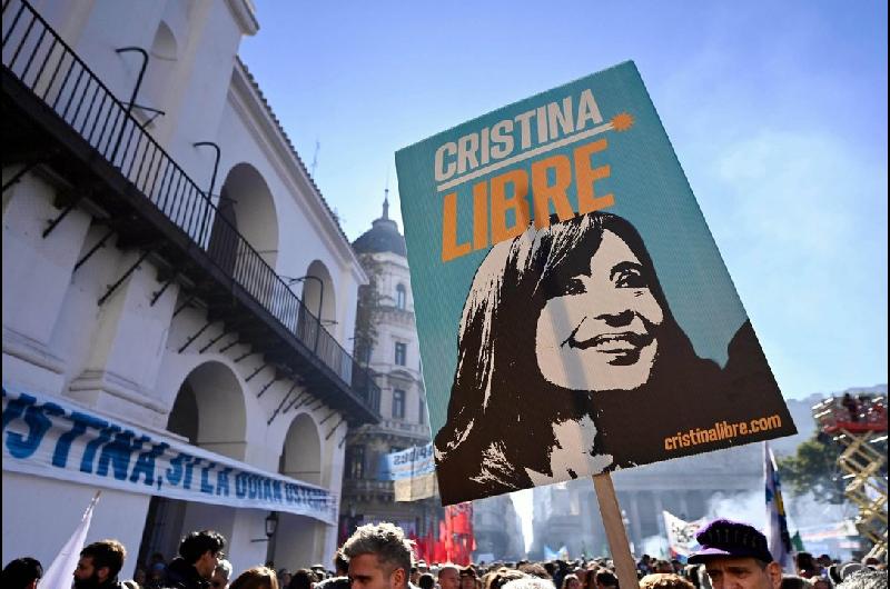 Cristinazo- el mensaje en vivo de Cristina Kirchner desde su casa a la Plaza de Mayo