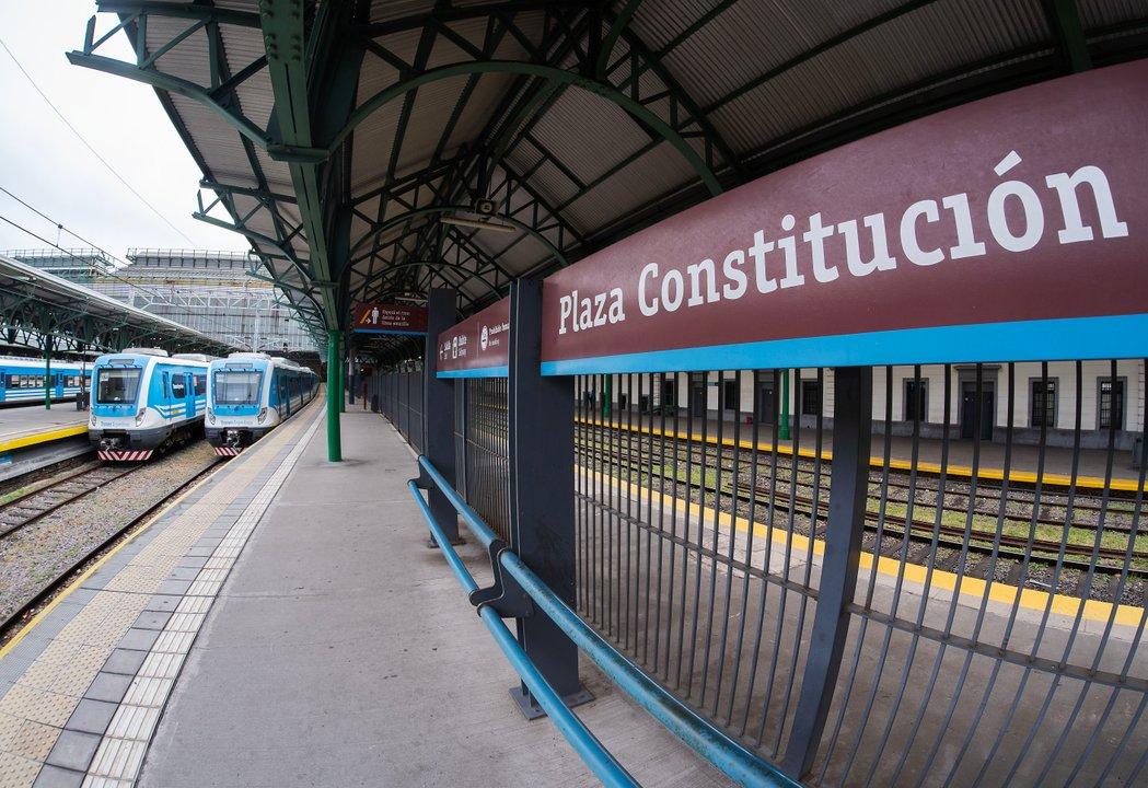 Amenazan con descarrilar trenes de la liacutenea Roca para pedir por la liberacioacuten de Cristina