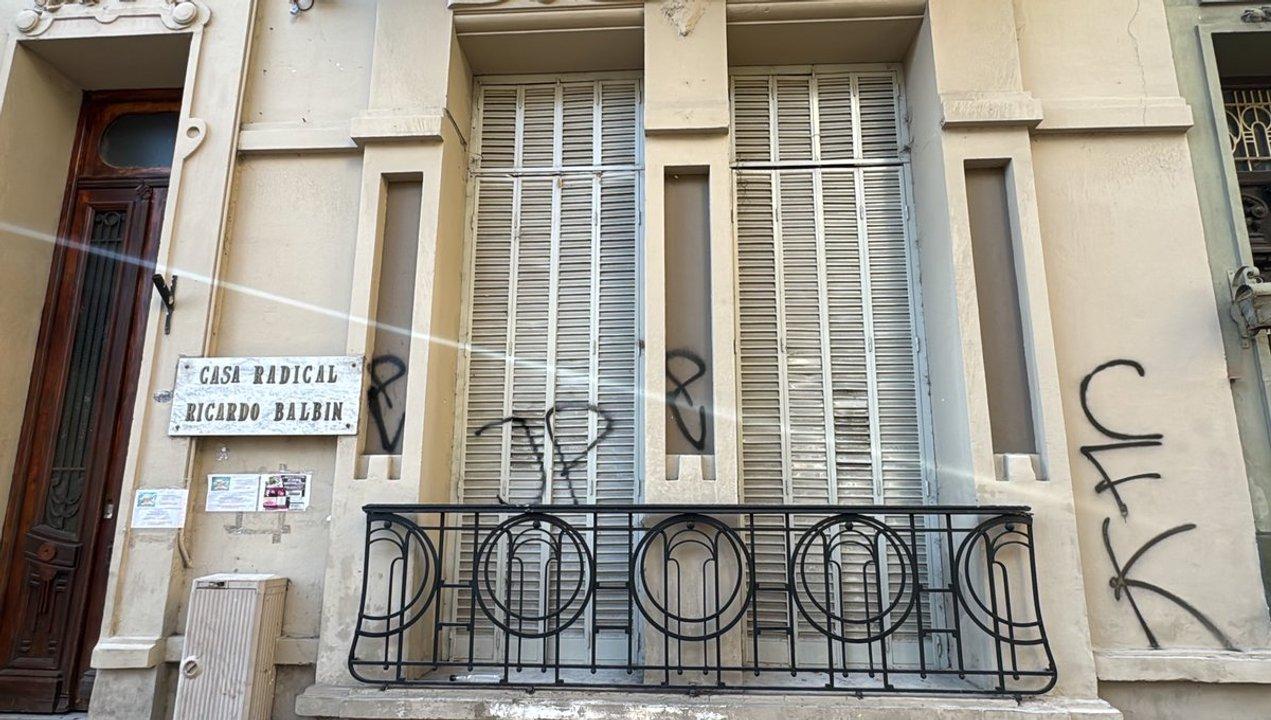 Vandalizaron siete comiteacutes radicales y el partido exigioacute un pronto esclarecimiento