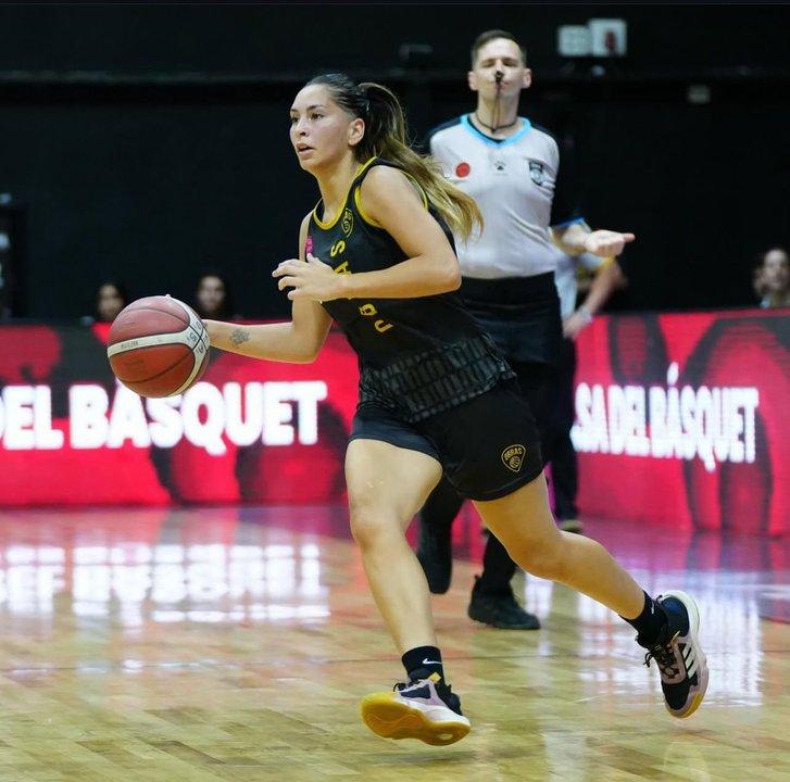 Conmocioacuten por la muerte de una basquetbolista de 24 antildeos que fue arrollada por un tren
