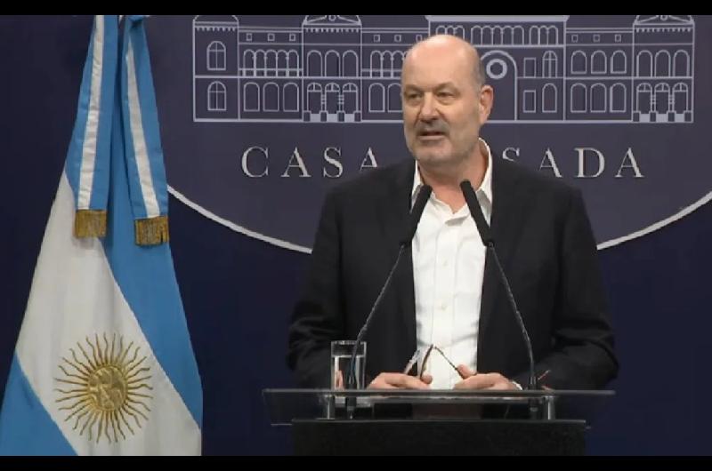 Sindicatos del transporte organizaciones sociales e industriales y marcharaacuten al Ministerio de Desregulacioacuten 