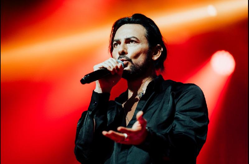 Beto Cuevas regresa a la Argentina