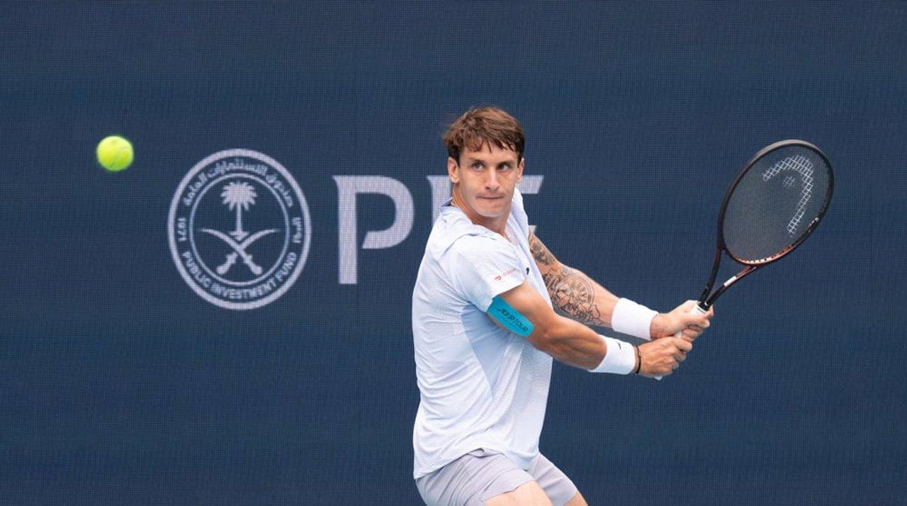 Duro golpe para Ugo Carabelli- perdioacute en su debut en Mallorca y llega a Wimbledon sin confianza