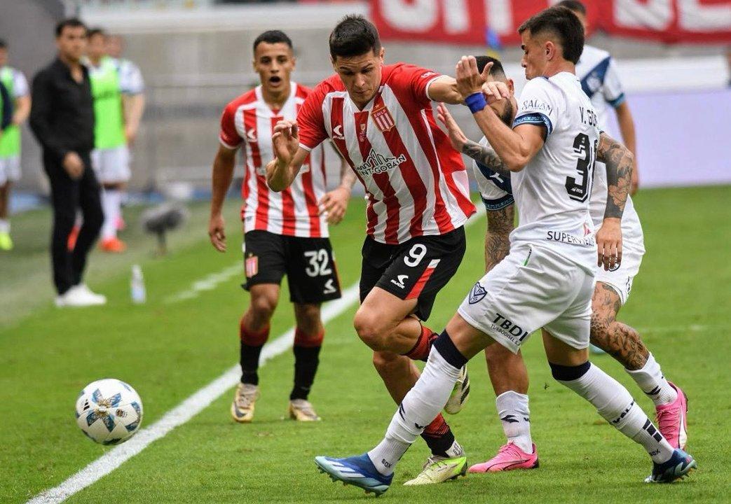 Supercopa Internacional- Estudiantes y Veacutelez ya tienen nueva fecha para la final