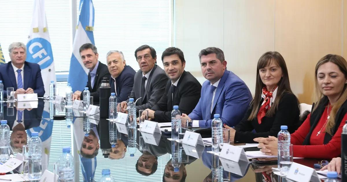 Sadir pidioacute que se respeten los fondos de las provincias
