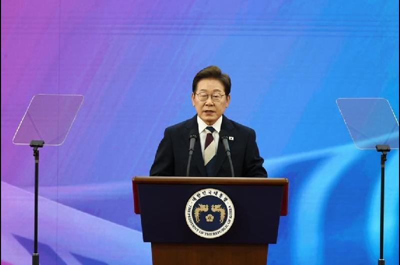 El presidente surcoreano sentildealoacute la necesidad de construir la paz en la peniacutensula