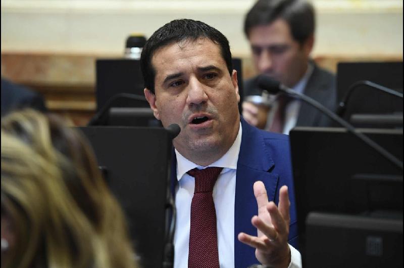 La UCR se planta buscaraacute voltear el veto de Javier Milei y sostener su ley para Bahiacutea Blanca