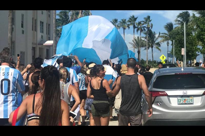 La grieta tambieacuten llegoacute al consumo- un sector viaja a Miami y el otro no llega a fin de mes