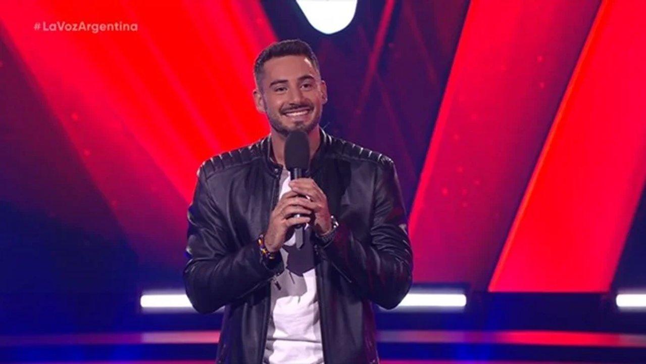 Nico Occhiato enfrentoacute las duras criacuteticas por su debut como conductor de La Voz- Todo el mundo opina