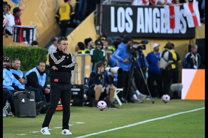 La dura autocriacutetica de Gallardo tras la eliminacioacuten de River- ldquoNos faltoacute frescura en la toma de decisionesrdquo