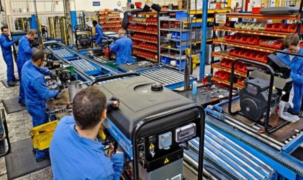 La industria crecioacute pero sigue en crisis- el dato clave que muestra la otra cara de la recuperacioacuten