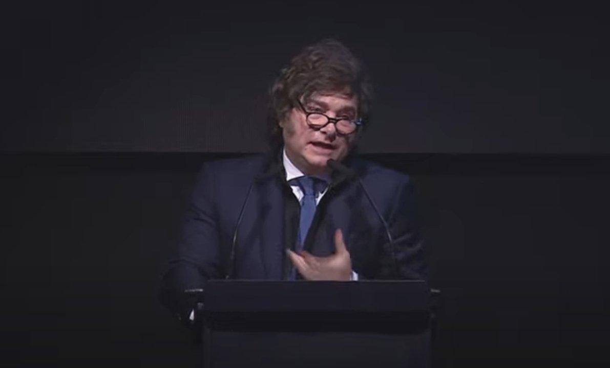 La furibunda definicioacuten de Milei sobre Kicillof- lo llamoacute ldquopichoacuten de Stalinrdquo
