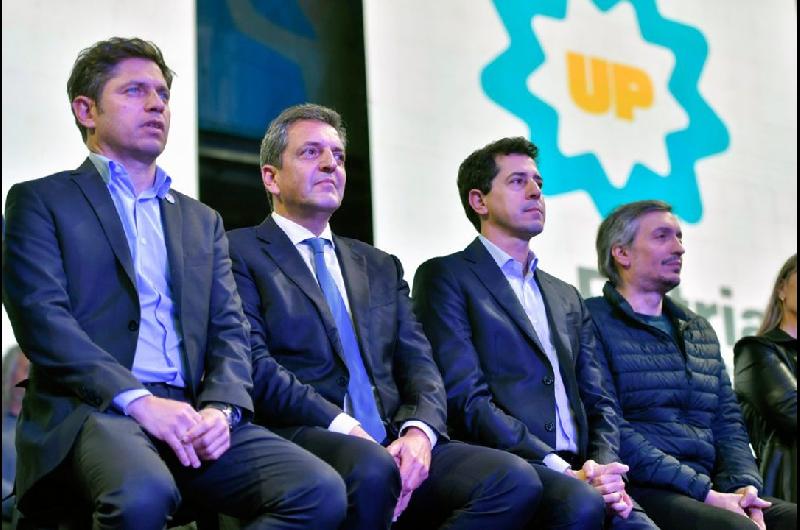El PJ se reuacutene por Cristina tras la condena mientras Kicillof busca negociar con los nuacutemeros en la mano