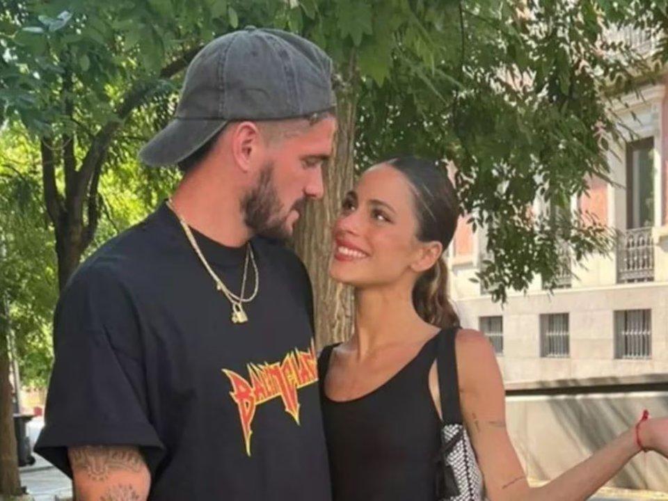 Tini Stoessel y Rodrigo de Paul reaparecieron juntos con un gran cambio de look