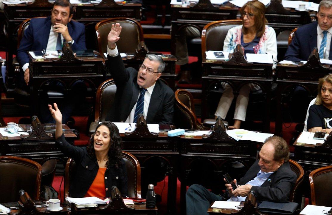 La alarmante nueva debilidad de Milei- ya no le alcanzan los votos para sostener sus vetos