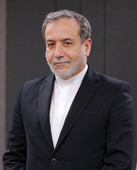 Canciller iraniacute insta a Trump a abandonar el tono irrespetuoso hacia el liacuteder supremo de Iraacuten