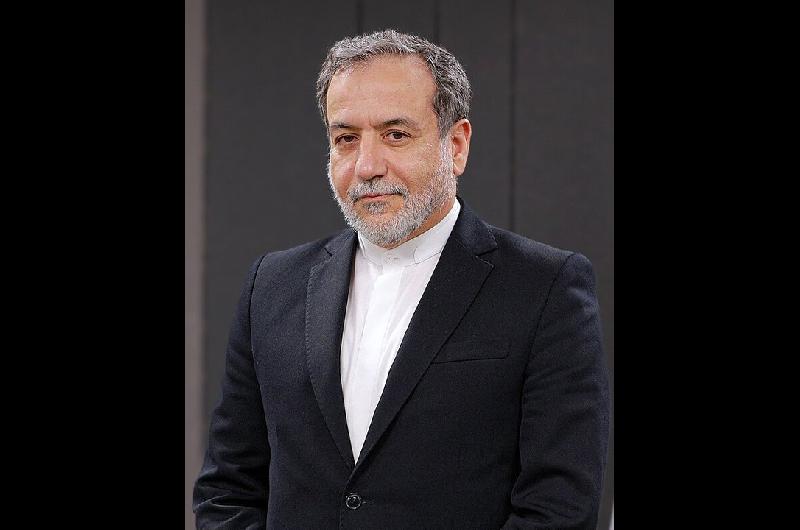 Canciller iraniacute insta a Trump a abandonar el tono irrespetuoso hacia el liacuteder supremo de Iraacuten