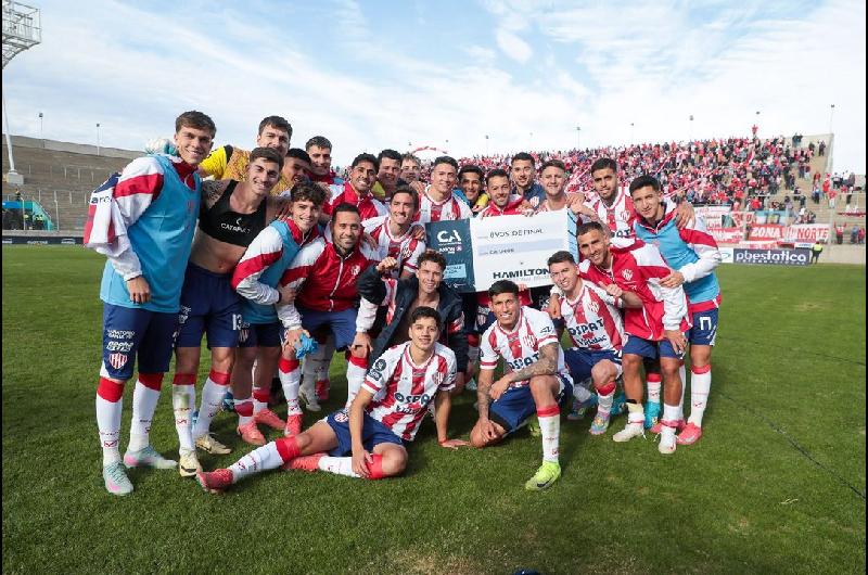Unioacuten de Santa Fe vencioacute en los penales a Rosario Central y avanzoacute a octavos de final de la Copa Argentina
