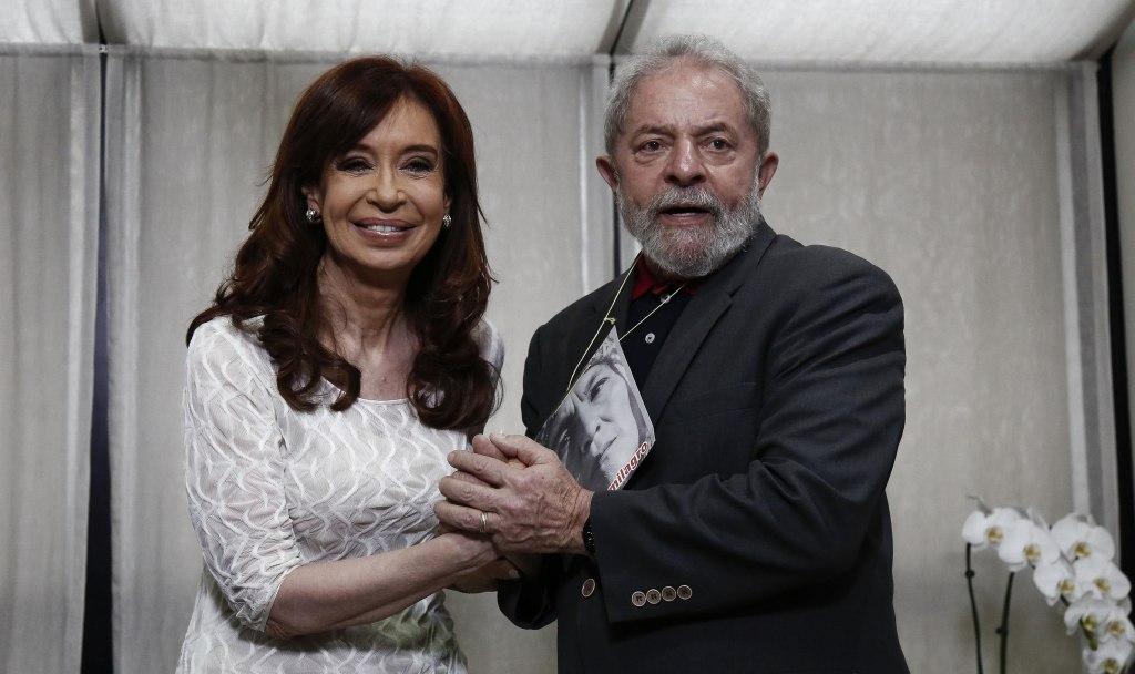 Tras una semana con poco balcoacuten y militancia Cristina Kirchner retoma la centralidad de la mano de Lula