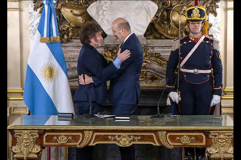 Vencen las facultades delegadas y Sturzenegger deberaacute buscar un nuevo marco para su agenda de desregulacioacuten