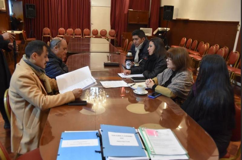 Un proyecto busca declarar Heacuteroe de la Independencia al capitaacuten Diego Cala