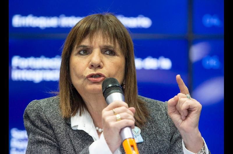 Patricia Bullrich reveloacute que investiga a un custodio de Cristina Kirchner por su conducta- ldquoHay algo rarordquo