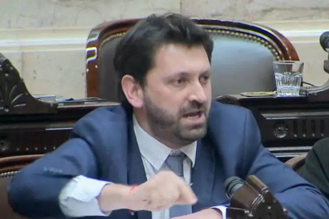 En una nueva embestida contra el Gobierno oposicioacuten busca quoacuterum para tratar aumento a Universidades y salud