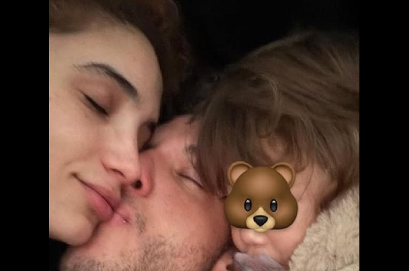 La rocambolesca reconciliacioacuten de Alex Caniggia y Melody Luz- una trama de infidelidad y un bizarro perdoacuten