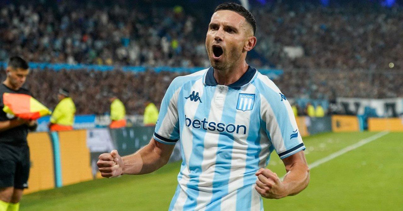 Racing vuelve a la actividad ante San Martiacuten de San Juan en la Copa Argentina