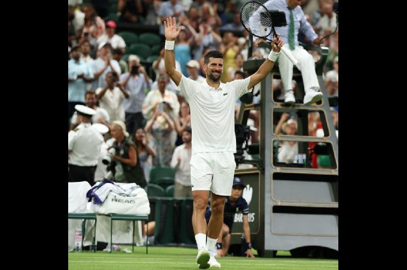 En un inicio complicado Djokovic avanzoacute a la segunda ronda en Wimbledon