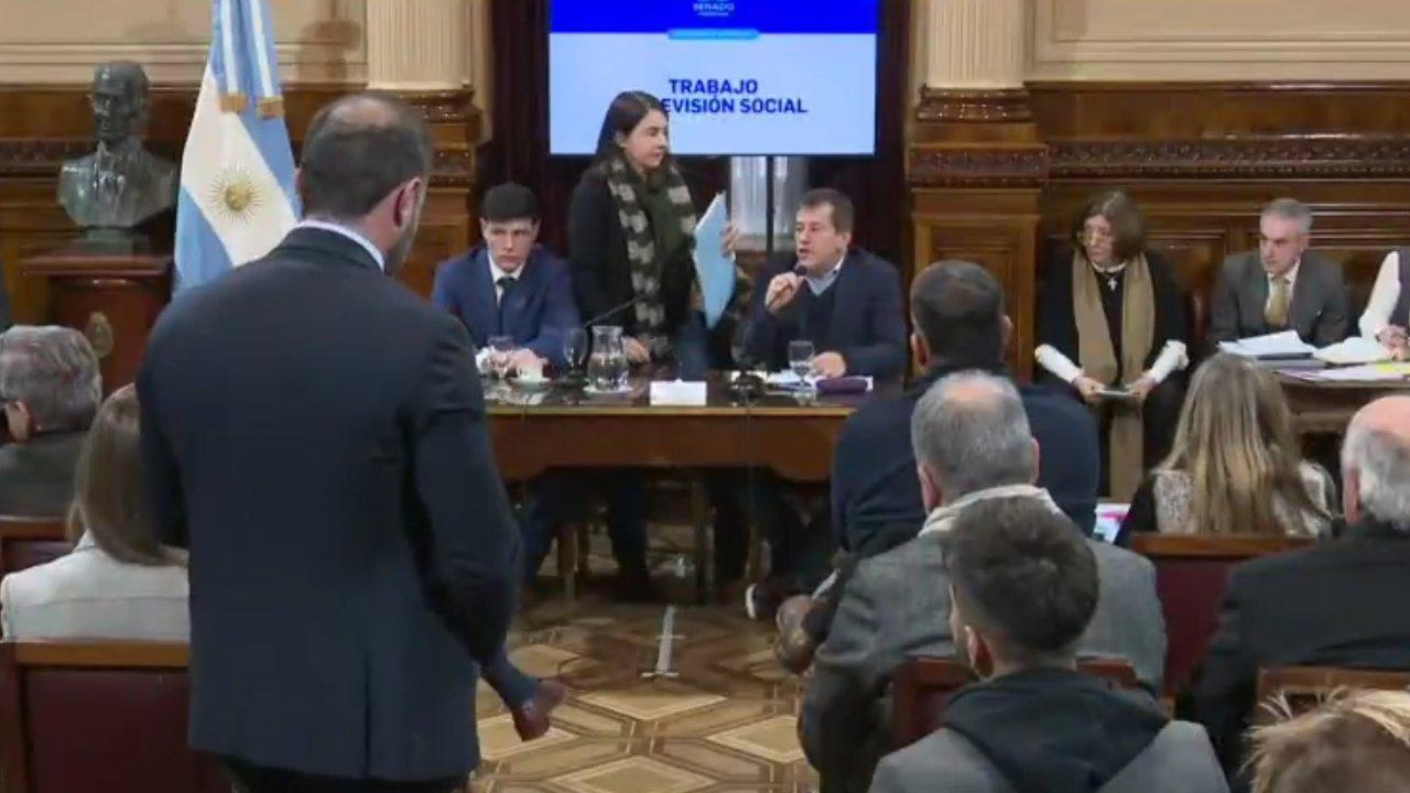 El insoacutelito papeloacuten de una senadora macrista que le regaloacute al kirchnerismo una victoria clave