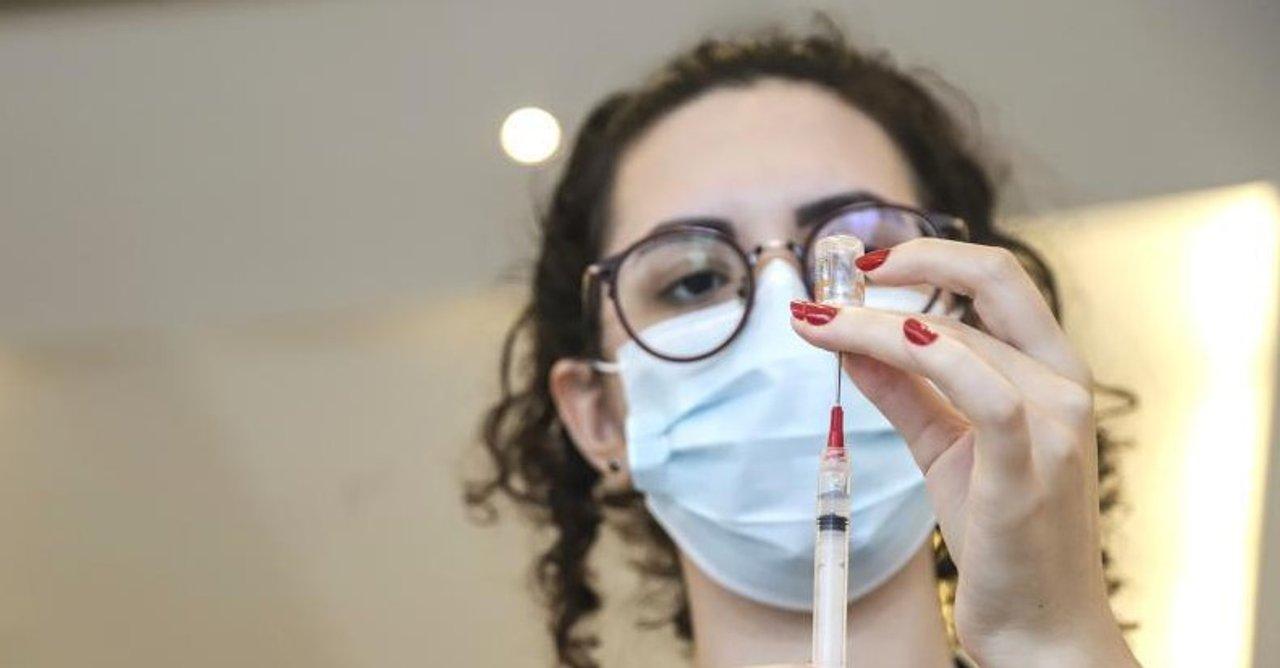 Brasil autorizoacute ensayos en humanos para vacuna contra la gripe aviar