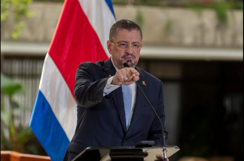 La Corte Suprema de Costa Rica pide retirar la inmunidad del presidente Rodrigo Chaves en caso de corrupcioacuten