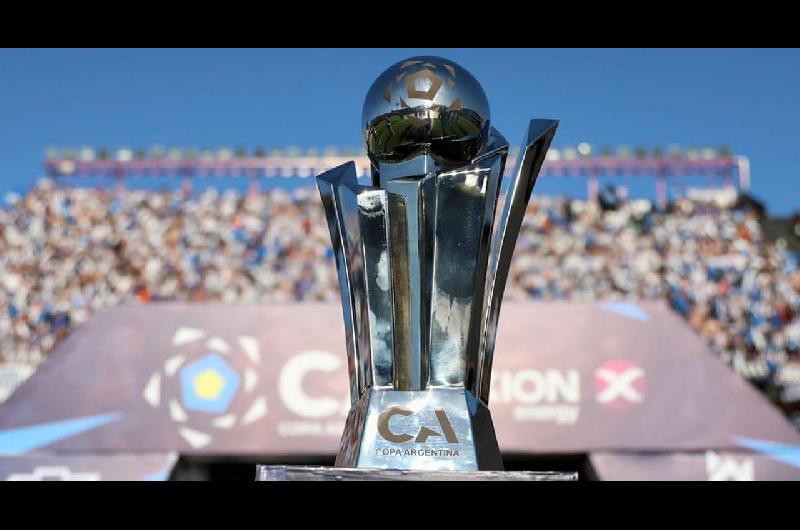 Copa Argentina- Huracaacuten e Instituto de Coacuterdoba se enfrentan por un lugar en los octavos de final
