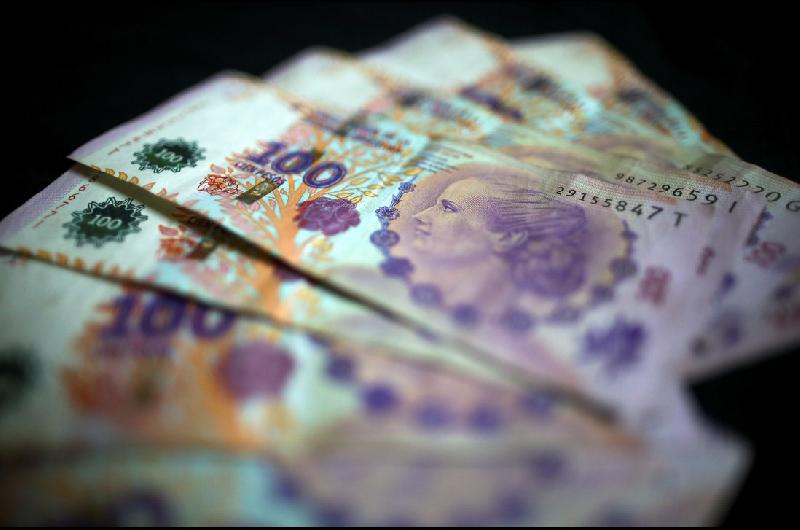 iquestChau peso- entroacute al Congreso un proyecto para cambiar la moneda quitarle tres ceros y llamarla Argentum