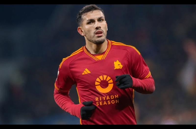 Alerta en Boca porque Paredes todaviacutea no rescindioacute su contrato con la Roma