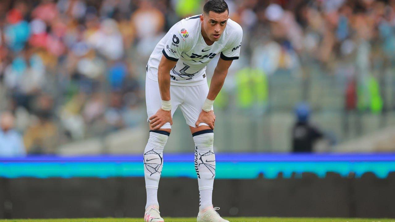 El rotundo fracaso de Funes Mori en Pumas- hizo 4 goles en 53 partidos y rescindioacute su contrato