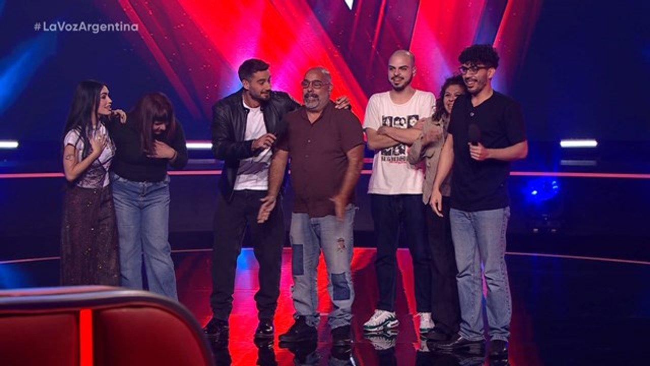 El primo de una ex Gran Hermano debutoacute en La Voz Argentina y entroacute en un equipo- de quieacutenes se trata