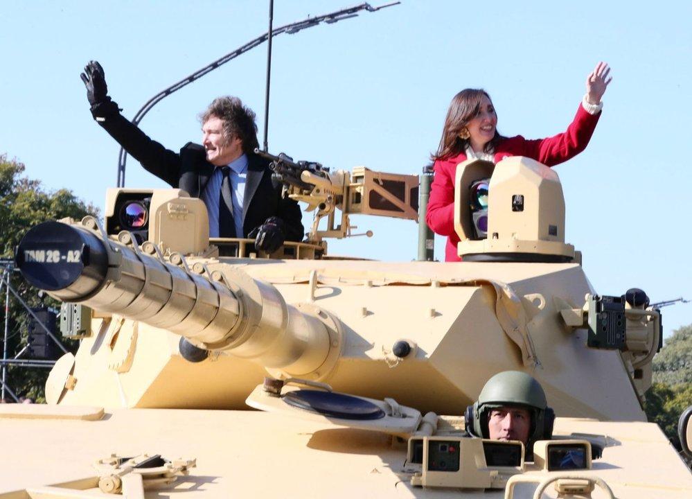 El Gobierno canceloacute el desfile militar del 9 de Julio tras haberlo recuperado el antildeo pasado