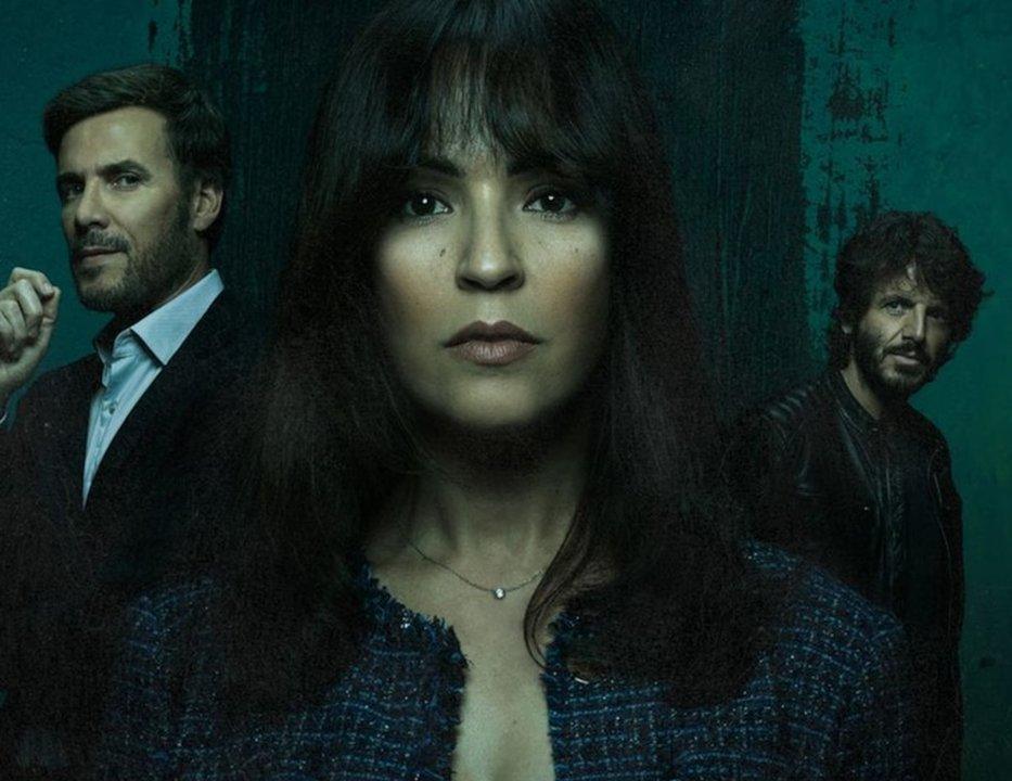 A queacute hora se estrena la serie espantildeola Aacutengela en Netflix y de queacute trata