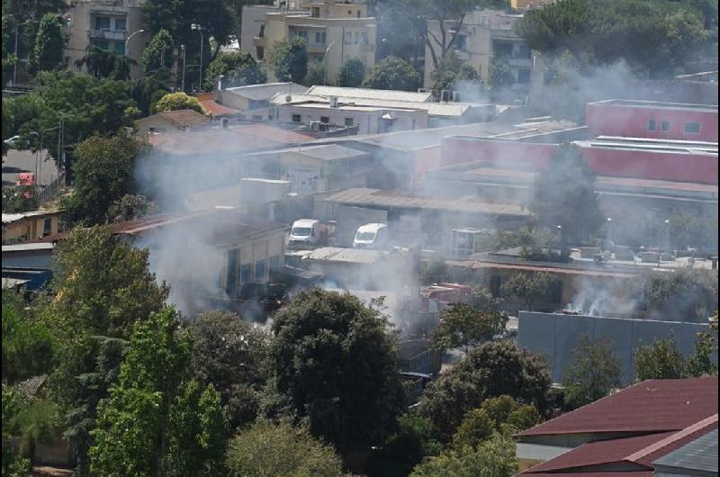 Al menos 30 heridos tras la explosioacuten de una estacioacuten de servicio en Roma