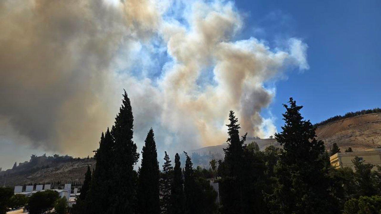 Un incendio se originoacute cerca del palacio presidencial sirio