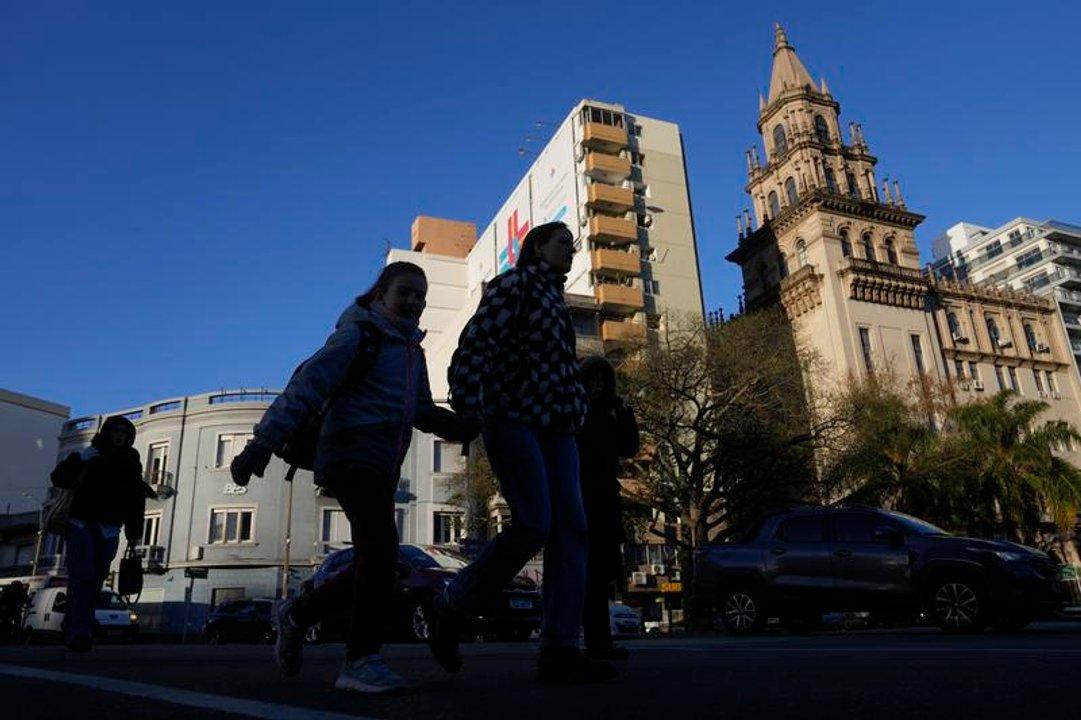 La envidiable noticia que llega desde Uruguay- lograron domar la inflacioacuten y cumplir la meta del 45-en-porciento-