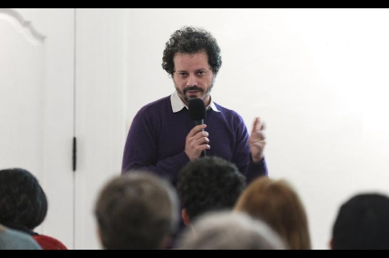 Desplazan al director del Museo Histoacuterico Nacional- ldquoMolestoacute que hable de la falta de presupuestordquo 