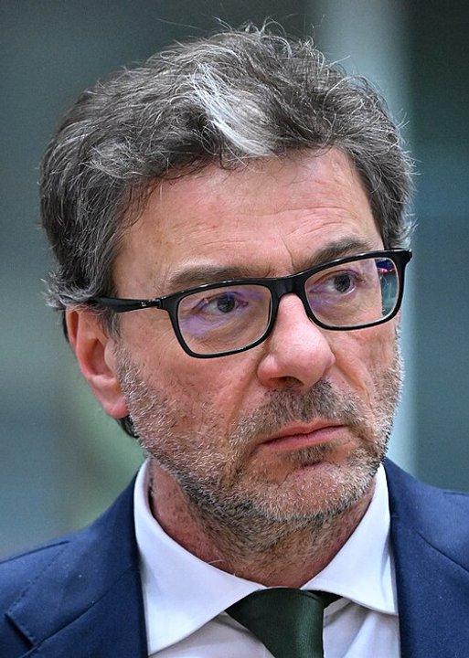 La Administracioacuten Trump ldquosacuderdquo el orden mundial en tres aspectos clave aseguroacute un ministro italiano