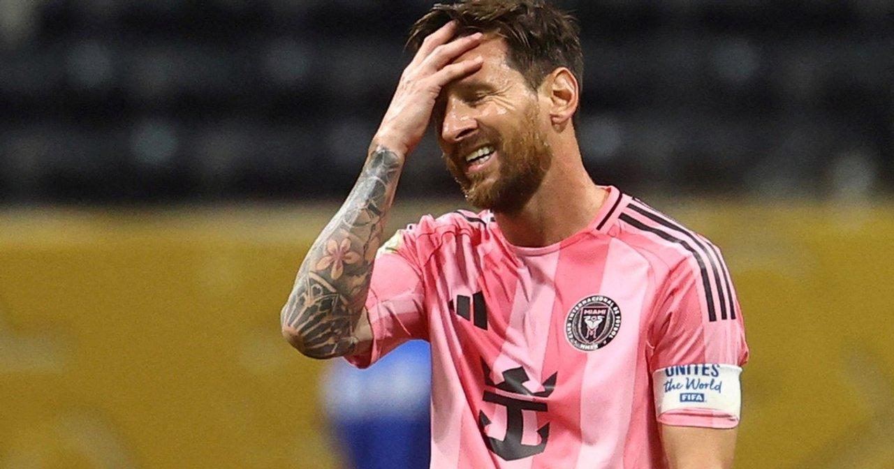 Nunca visto- el insoacutelito error de Messi que terminoacute en gol del Montreal